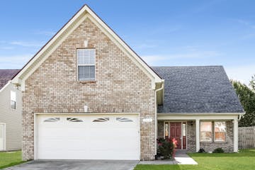1313 Sunray Dr Murfreesboro, TN 37127